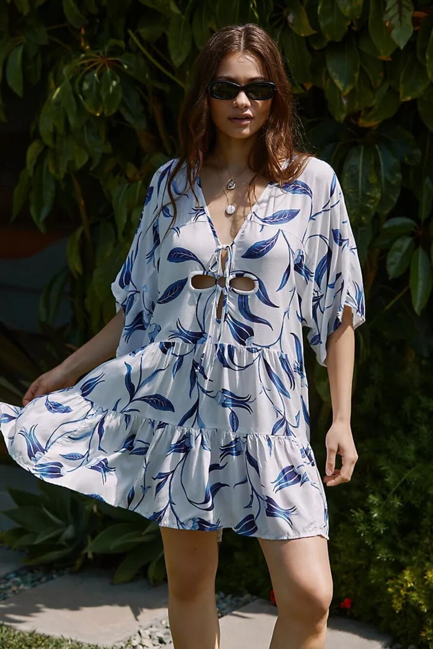 nwt by ANTHROPOLOGIE sz L Keyhole Tiered Babydoll dress in white and blue